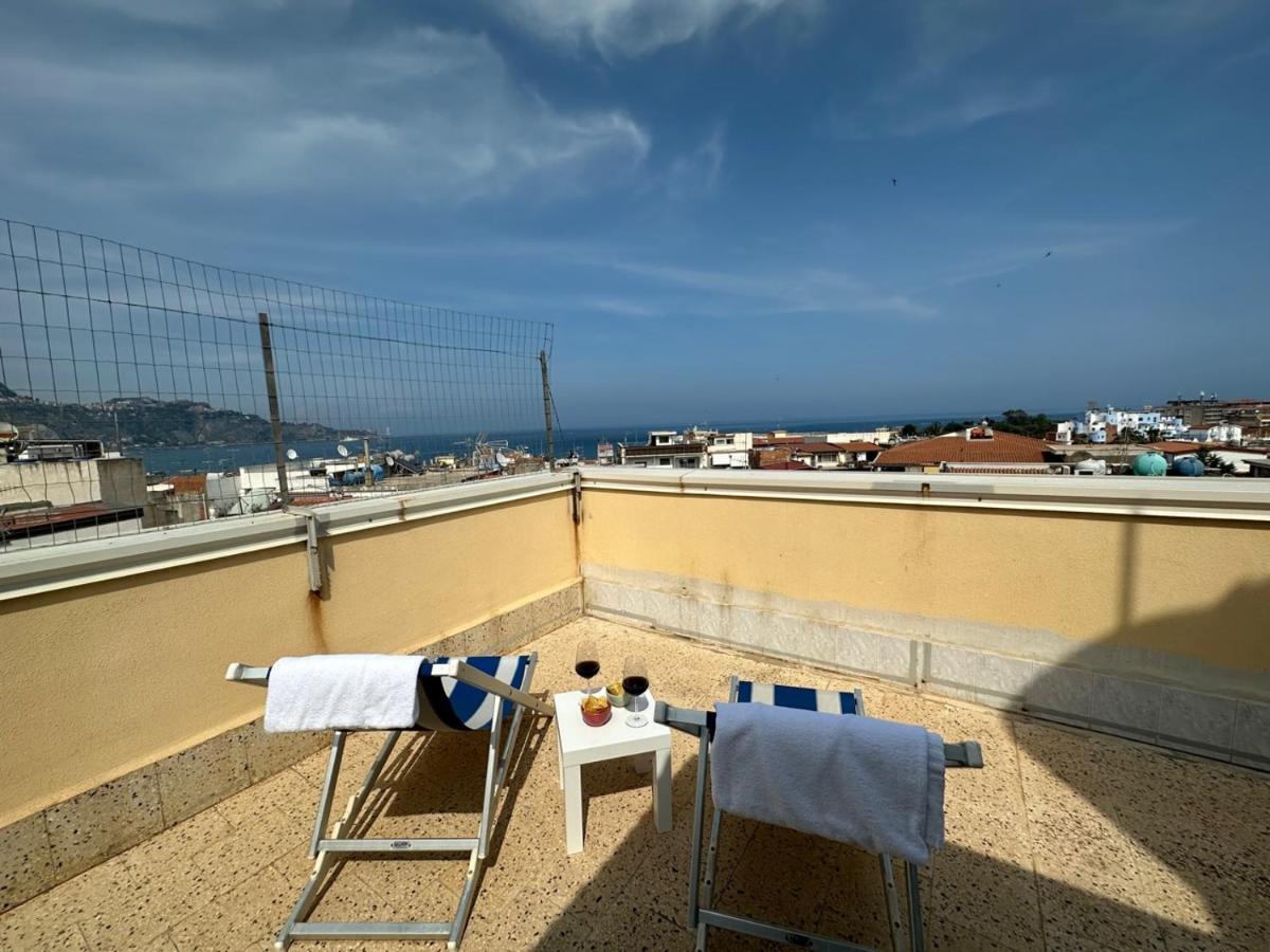 Attico Di Giggia Daire Giardini Naxos Dış mekan fotoğraf